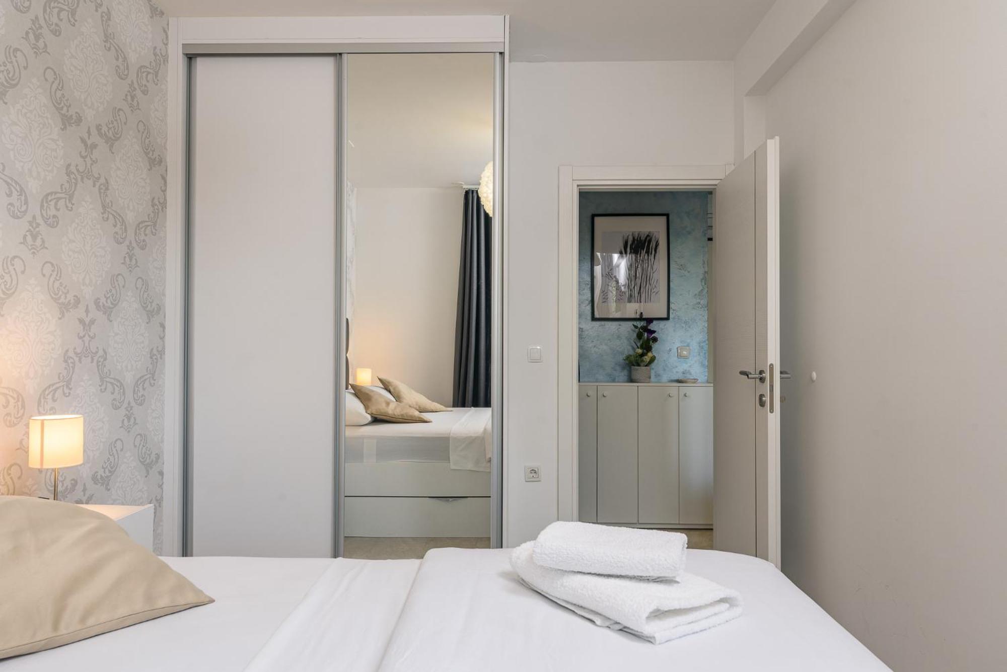 Relax Trogir Apartment ภายนอก รูปภาพ