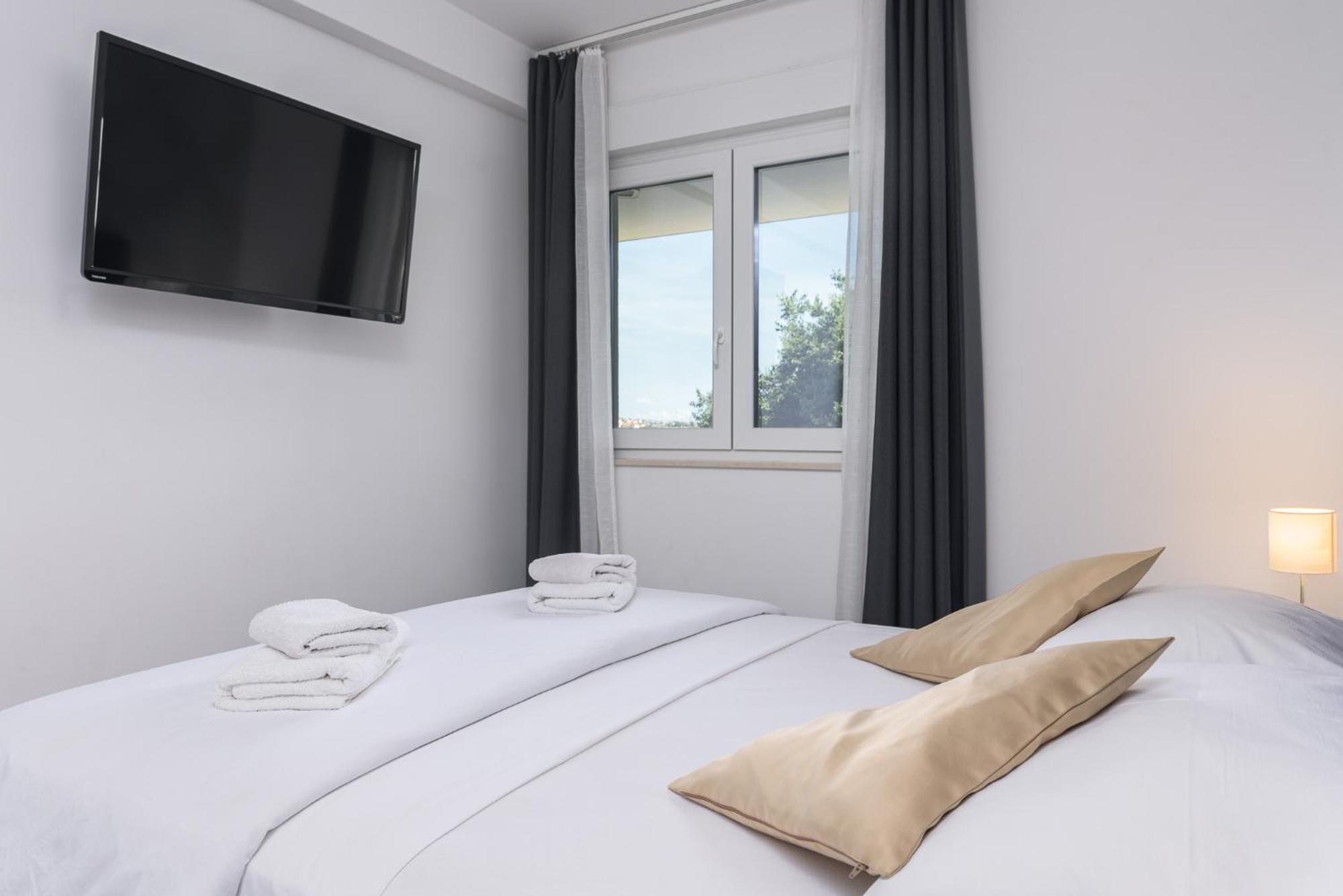 Relax Trogir Apartment ภายนอก รูปภาพ