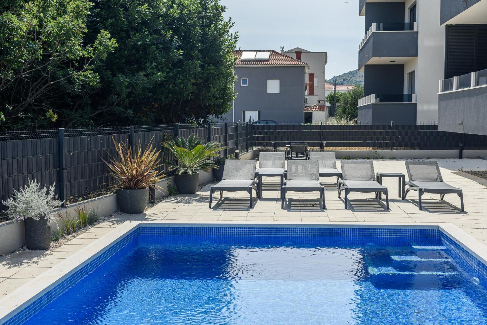 Relax Trogir Apartment ภายนอก รูปภาพ